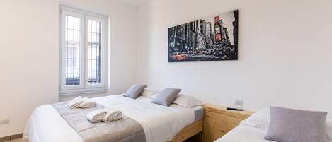 1 bedroom, in-room safe, iron/ironing board, travel cot
