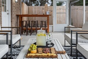 Outdoor dining - NEW! ~Sundancer~ Huge Pool ~ Hot Tub ~ Game Room ~ Upscale (navarre)