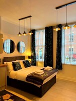 Classic Studio | Iron/ironing board, free WiFi, bed sheets