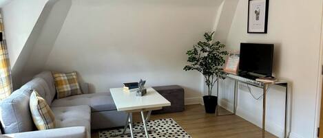 Standardlejlighed - ikke-ryger | Opholdsområde | Smart-tv