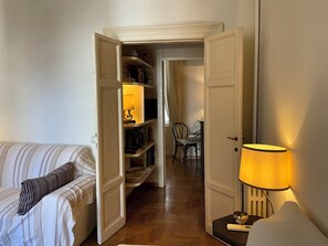 1 chambre, fer et planche à repasser, Wi-Fi