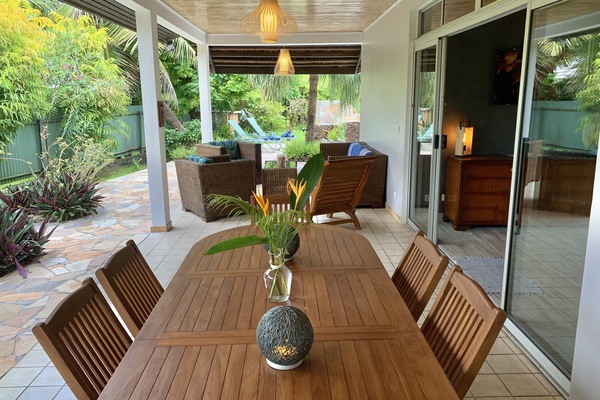 Outdoor dining