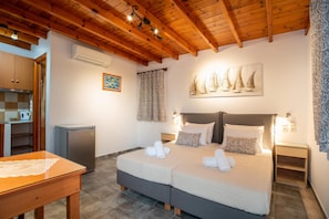 1 bedroom - Room-standard Double Room Village-mounta (Paros)