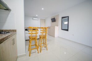 2 bedrooms, free WiFi