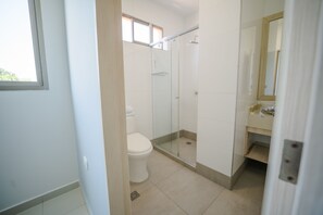 Comfort Apartment | Bathroom - Apartamento Lagos Apartaestudios x4 (Barranquilla)