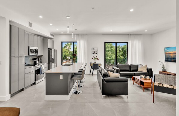 TV connectée, jeux vidéo, table de tennis de table, imprimantes