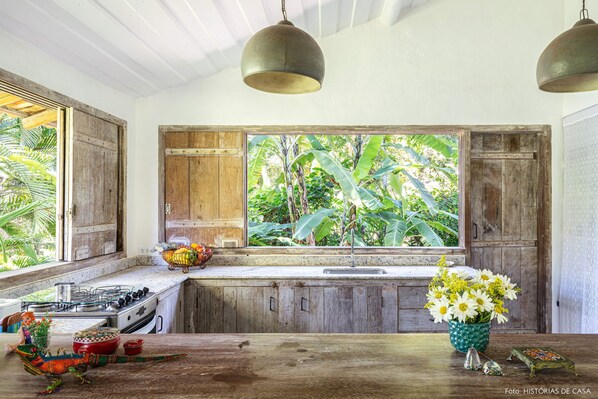 Family House | Private kitchen | Eco-friendly cleaning products - Casas da Lia (Porto Seguro)