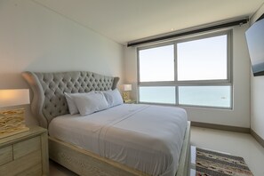 3 bedrooms, iron/ironing board, WiFi, bed sheets - Palmetto Beach, Floor 32, Bocagrande, Sea View (Cartagena)