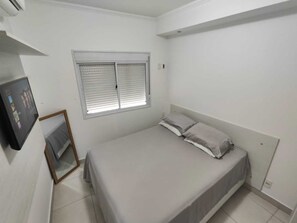 2 bedrooms, iron/ironing board, free WiFi - Thera Faria Lima - Pinheiros  (São Paulo)
