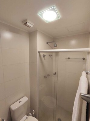 Free toiletries, towels, soap, shampoo - Thera Faria Lima - Pinheiros (São Paulo)