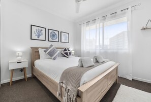 3 bedrooms, free WiFi, bed sheets