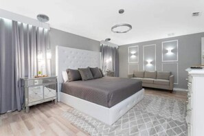 4 bedrooms, in-room safe, iron/ironing board, travel crib - 4 Bedroom w/Pool near to Disney (Kissimmee)