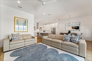 Smart TV - Luxury custom townhome with private heated pool & elevator! (Panama City Beach)