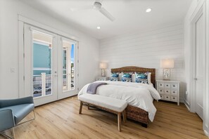 5 bedrooms, desk, iron/ironing board, travel cot - Luxury custom townhome with private heated pool & elevator! (Panama City Beach)