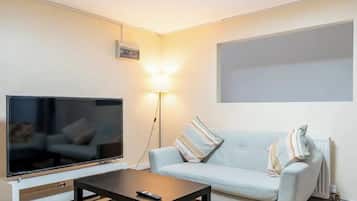 Basic Apartment | 1 bedroom, desk, free WiFi