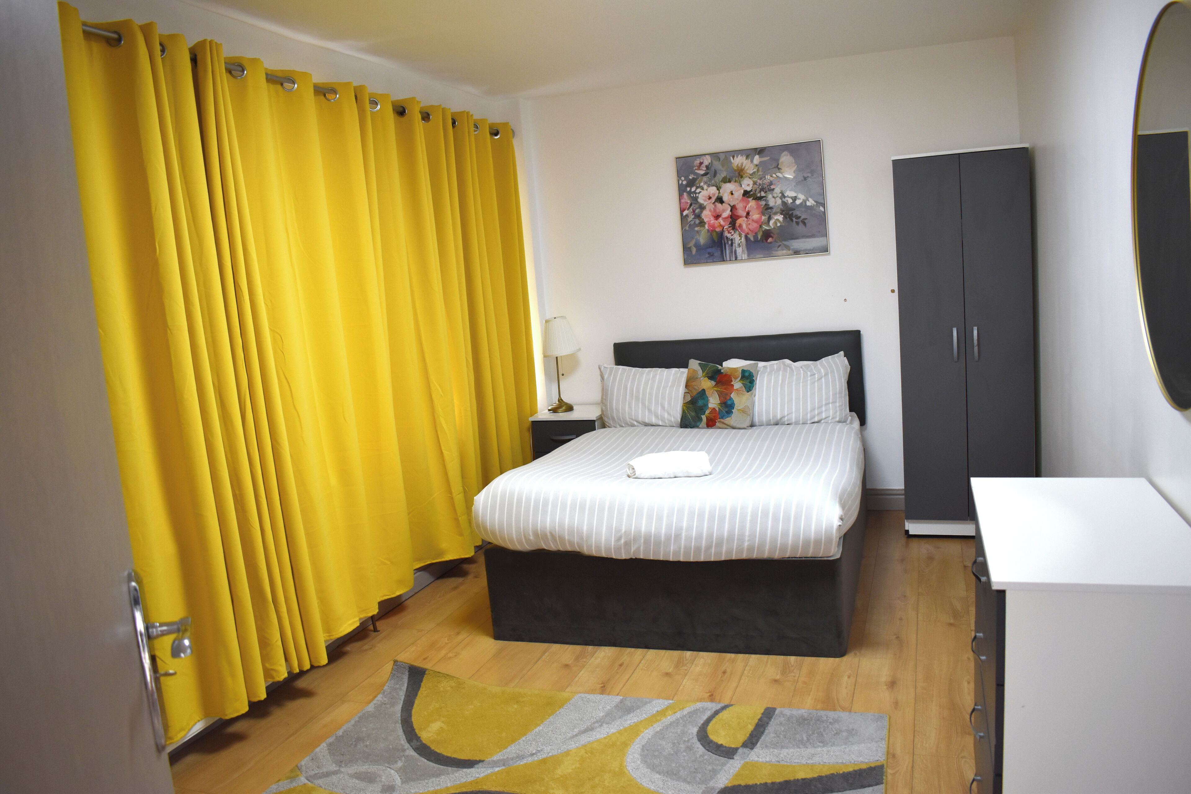 Basic Apartment, 1 Twin Bed | 1 bedroom, desk, free WiFi