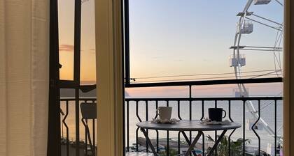 Große und gemütliche Ferienwohnung direkt am Meer mit wunderbaren Ausblick.