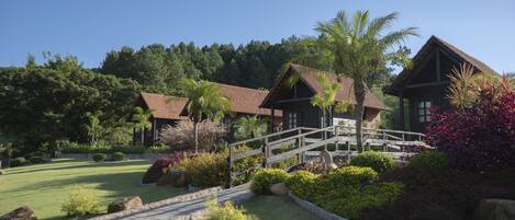 2 makuuhuonetta, yksilöllisesti sisustettu, työpöytä, ilmainen Wi-Fi