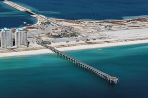 Beach nearby - Here and Now | 🛥️ Canal Access + Pool + Beach Gear + Golf Cart + Sleeps 20 (Navarre)