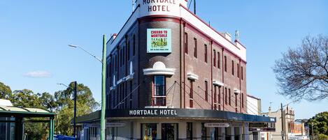 Fachada da propriedade