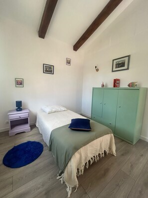 3 camere, ferro/asse da stiro, Wi-Fi gratuito, lenzuola