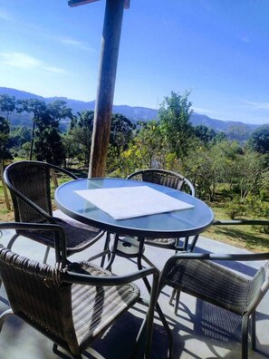 家庭公寓, 山景 | 露台/庭院