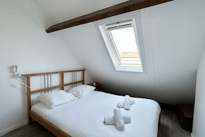 1 chambre, accès Internet, draps fournis