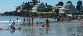 Cozy Cottage by the Sea