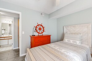 3 chambres, accès à Internet, literie fournie