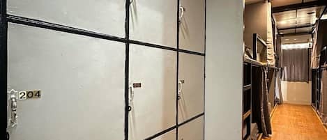 Dormitorio compartido, para no fumadores | Wifi gratis