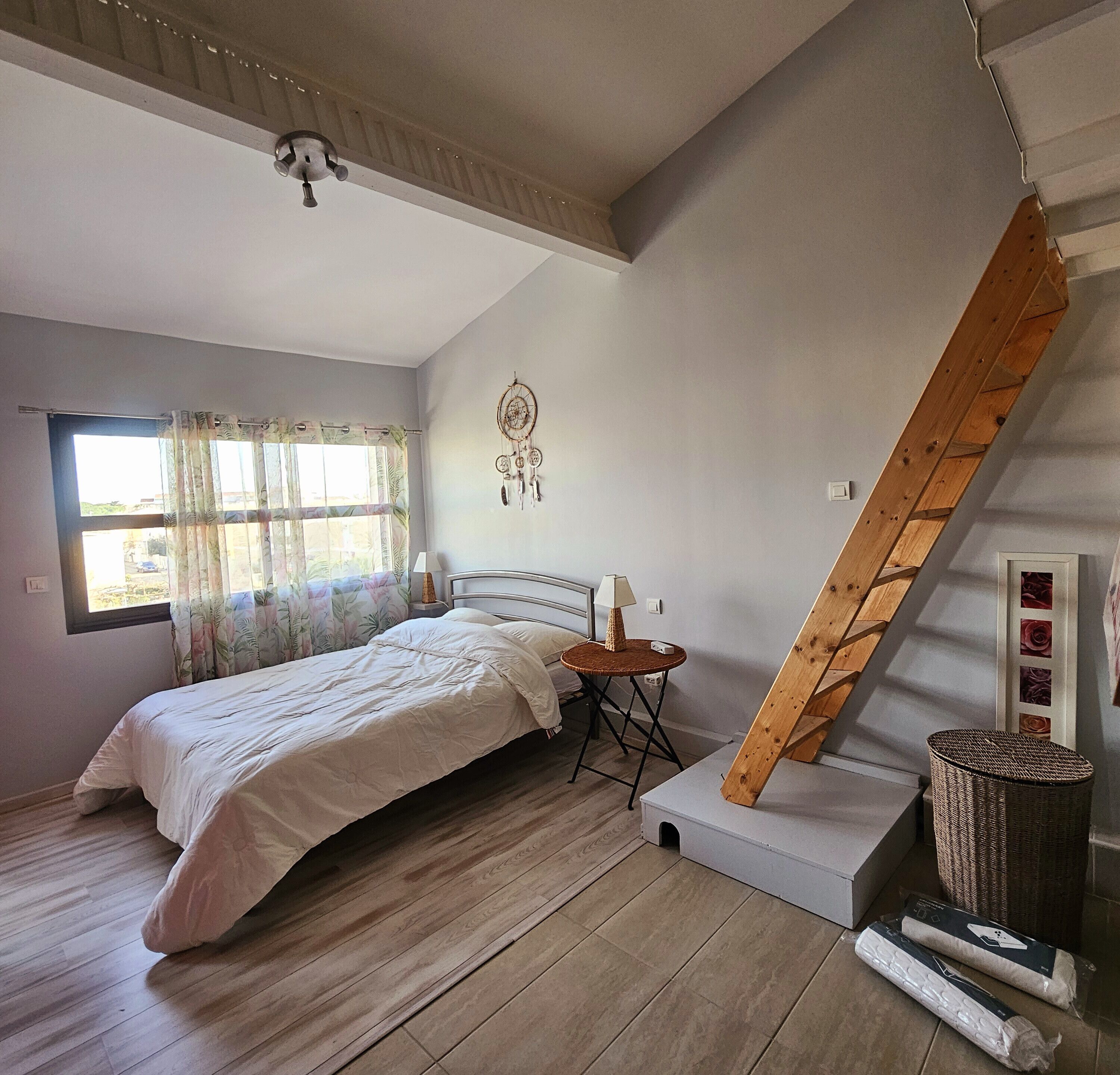 4 slaapkamers, een strijkplank/strijkijzer