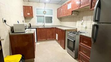 Basic Double Room | Private kitchen