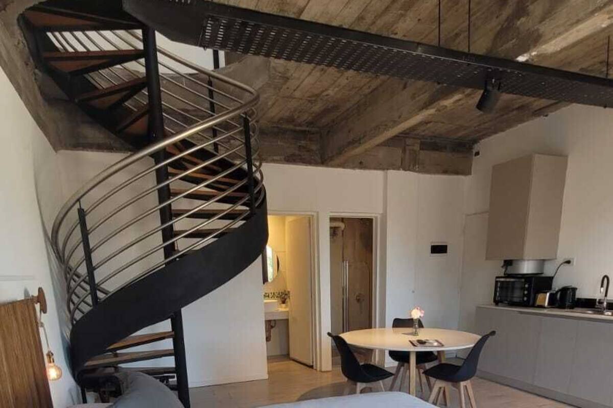 Apartamento familiar, balcón, vistas al jardín | 1 dormitorio, ropa de cama de alta calidad, edredones de plumas