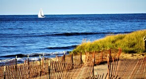Beach - Suite #4, The Rose @ Porches On Mason - Prime downtown location... (Saugatuck)
