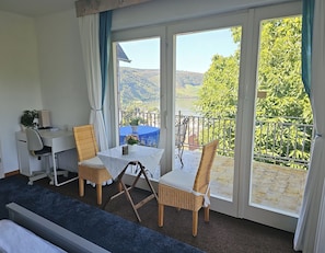 Interior - Little Rhine View Château (EG) : Apartment at the largest Rhine loop/bend. (Boppard)
