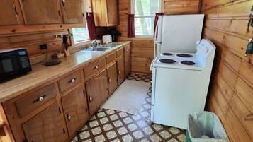 Microwave, oven, stovetop, coffee/tea maker