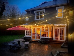 Exterior - Private Gated Home, 5 bed rms/ensuite, sleeps ten. (Clarecastle)