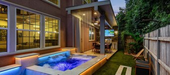 4 Bed / 3.5 Bath - Pool & Spa - Spacious Oasis - Pet Friendly