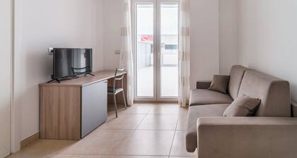 GuestHost - Scaringi Palace Trani - Room 2B