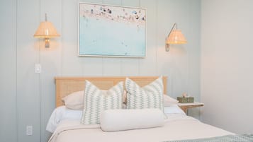 3 slaapkamers, een strijkplank/strijkijzer, reisbedje, gratis wifi
