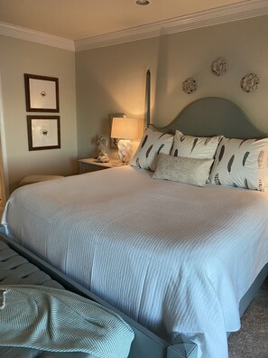 3 chambres, fer et planche à repasser, lit de bébé portatif, Wi-Fi