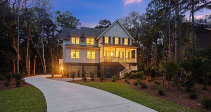 Pool Access, Golf Cart-- Modern Build,Seabrook SIX BEDROOM Home