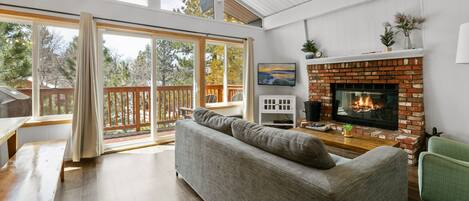Smart TV, fireplace, DVD player, foosball