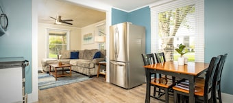 Walk to Downtown & Lake - 6 Miles to Ski & Golf