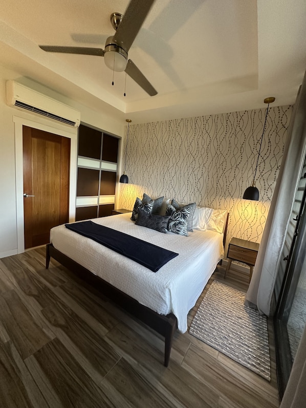 3 bedrooms, iron/ironing board, WiFi, bed sheets