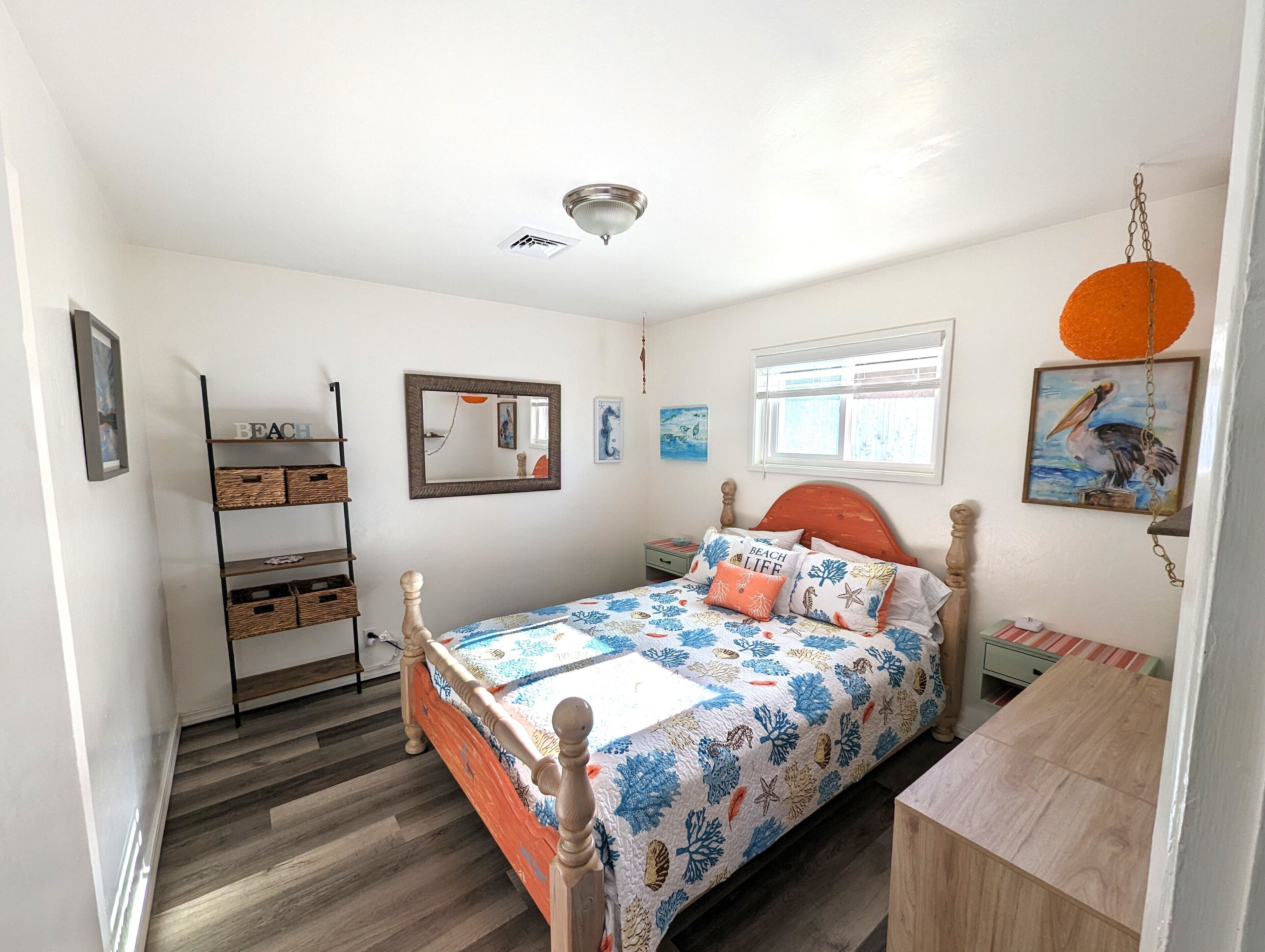 Dawsons Landing, by the beach!, Brookings, OR Vacation Rental Private