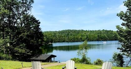 Charming lake house retreat, great for the whole family! 45 min to Cooperstown!