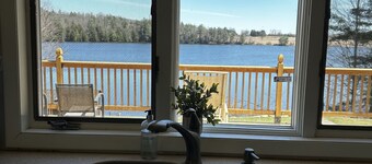 Charming lake house retreat, great for the whole family! 45 min to Cooperstown!