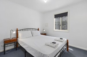 Family Cabin | Iron/ironing board, bed sheets