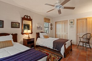 2 slaapkamers, een bureau, gratis wifi, beddengoed